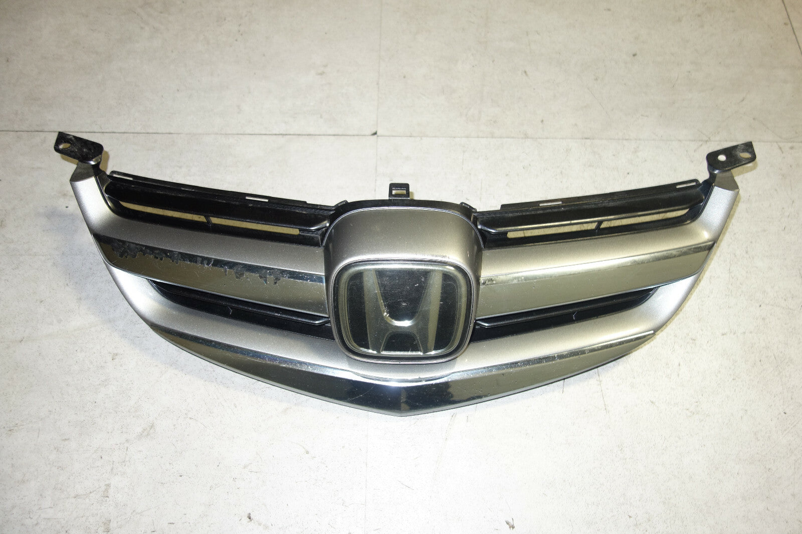 JDM Acura RL Honda Legend KB1 Front Grille Grill 2005-2008 OEM #11220
