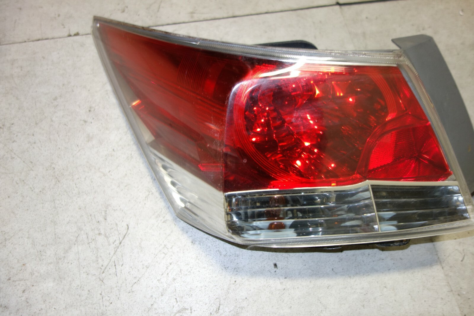 JDM GENUINE HONDA ACCORD INSPIRE CP3 OEM TAIL LIGHTS TAIL LAMPS 4 DOOR 2008-2012