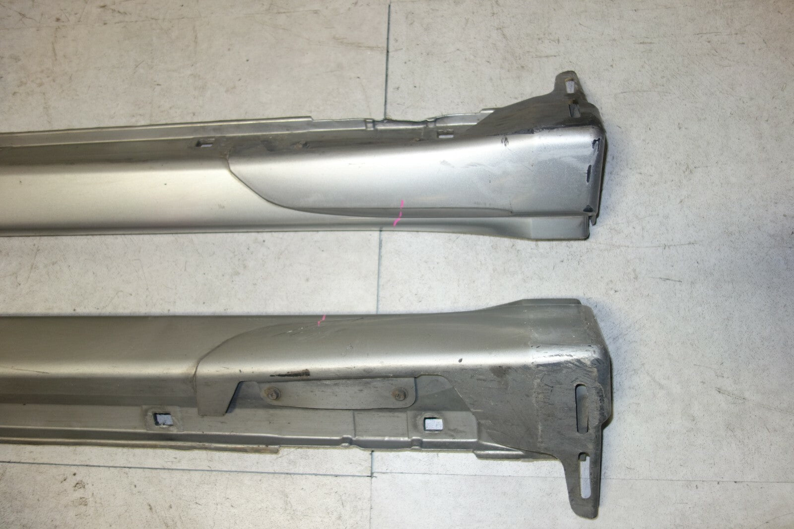 JDM 2005-2009 GENUINE SUBARU LEGACY SPEC B OEM SIDE SKIRTS SPATS LEGACY OUTBACK