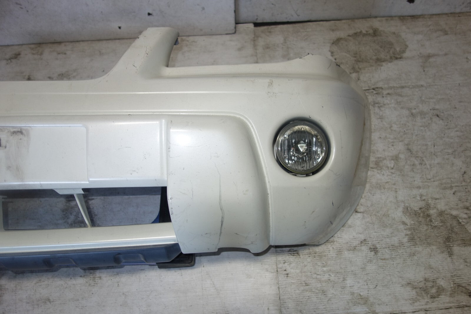JDM Nissan X-Trail GT OEM Front Bumper Cover Fog Lights PNT30 2000-2006 #6618