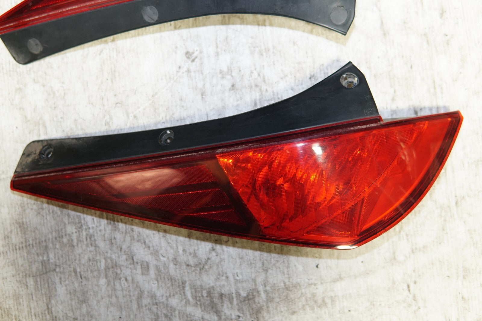 JDM 2003-2005 NISSAN 350Z Z33 OEM GENUINE TAIL LIGHT PAIR TAILLIGHT LEFT & RIGHT