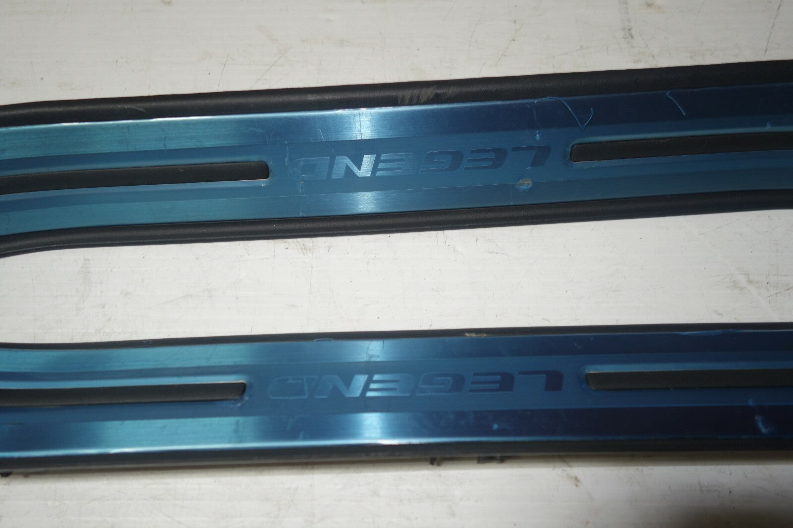 JDM 2005-2008 GENUINE ACURA RL OEM DOOR SILLS TRIM SCUFF PLATES SIDE STEPS