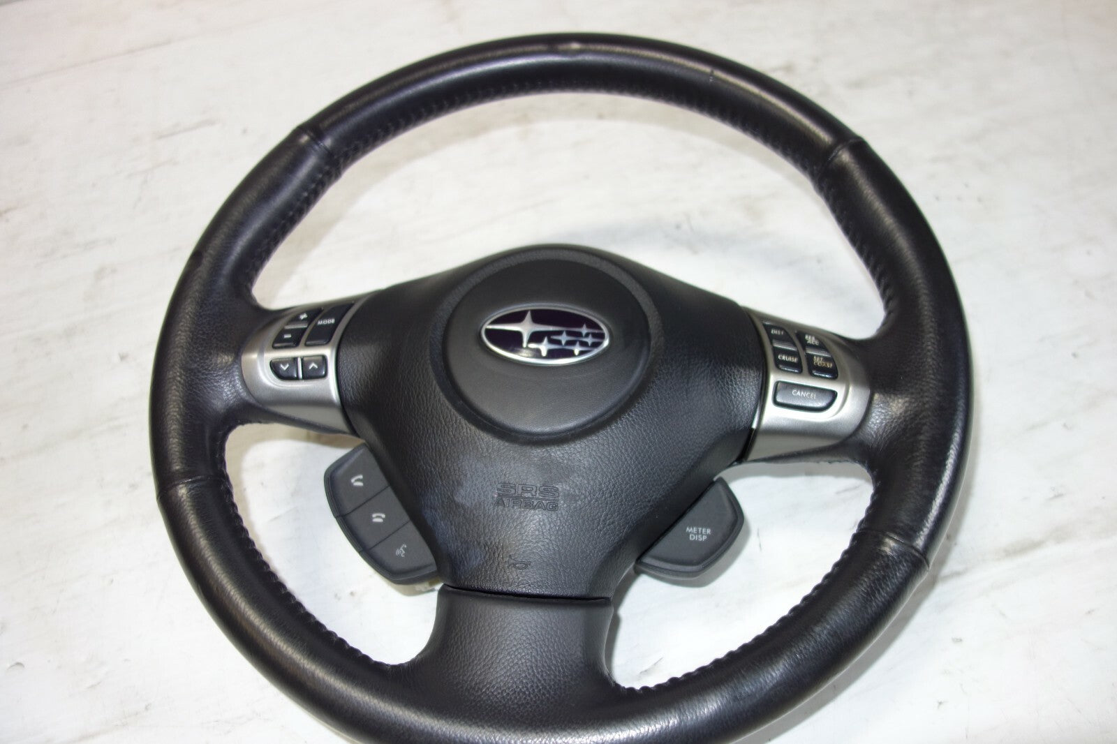 JDM 2005-2009 SUBARU LEGACY & OUTBACK STEERING WHEEL & HUB 2005-2009 M-909