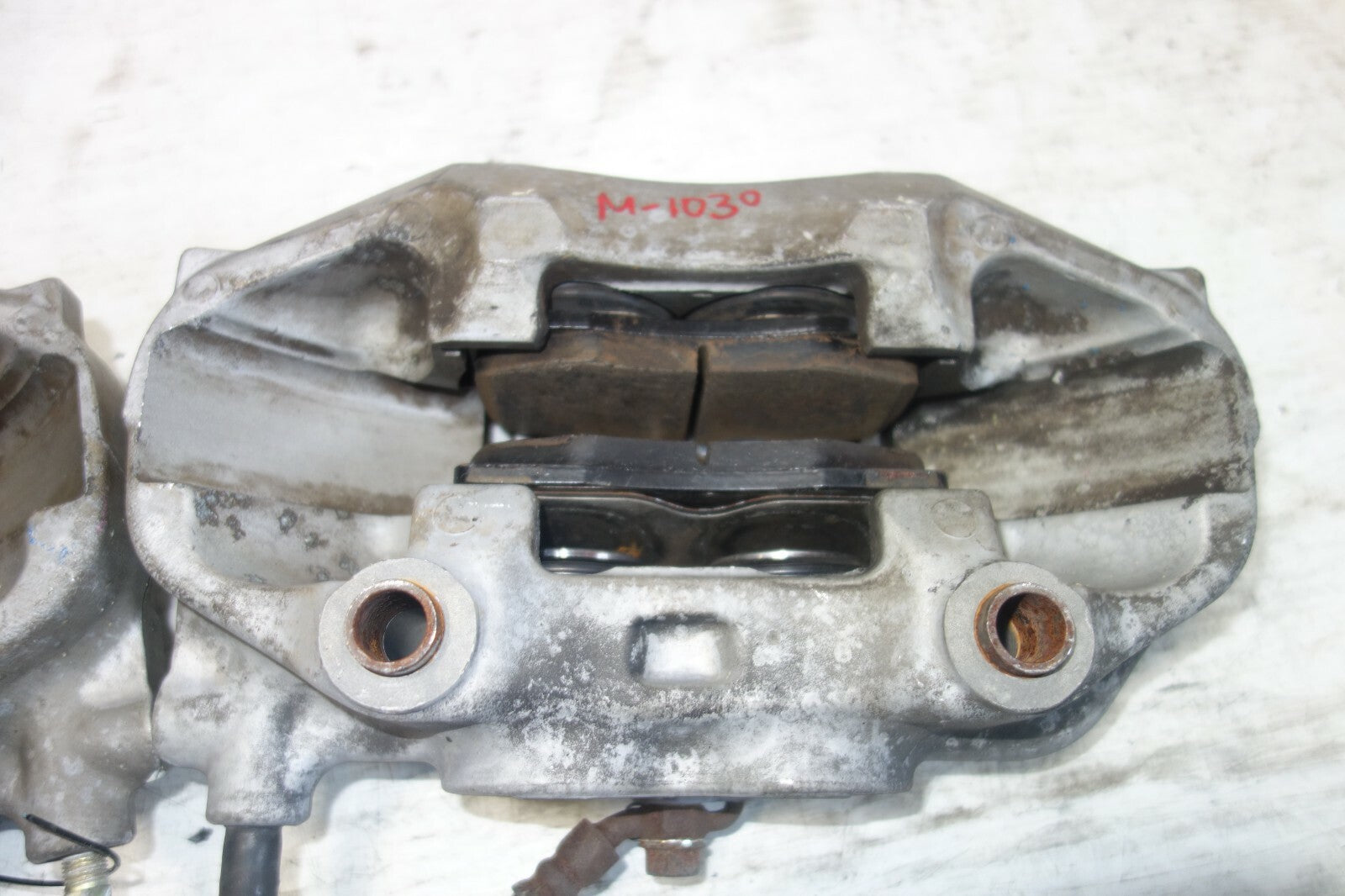 JDM 2001-2006 LEXUS LS430 OEM FRONT 4 PISTON BRAKE CALIPERS LEFT & RIGHT UCF31