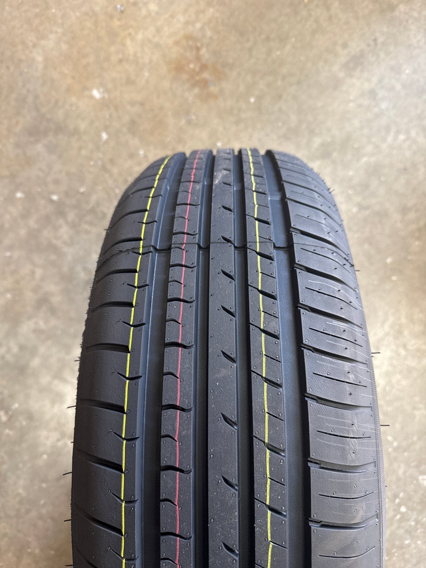 205/60R16 GRENLANDER COLO H02 HP PASSENGER