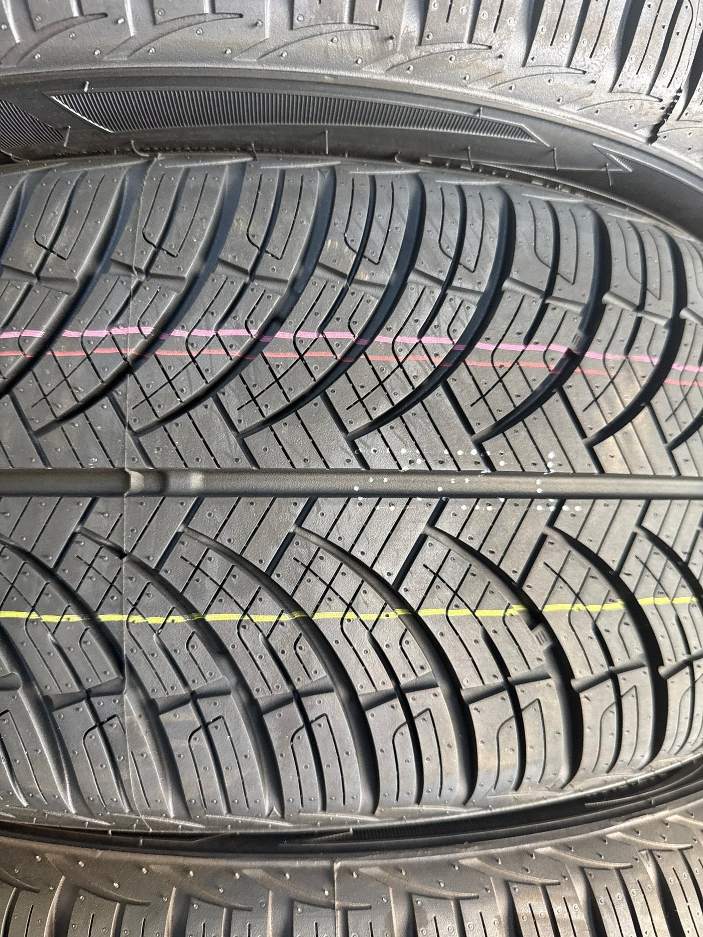 225/45R19 GRENLANDER GREENWING A/S ALL WEATHER