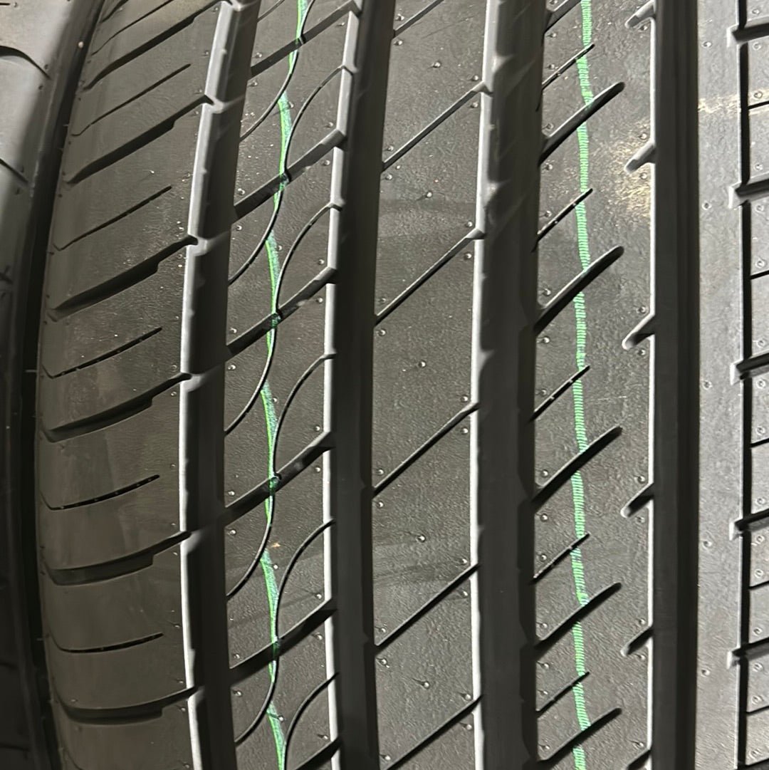 235/35R20 GRENLANDER L-ZEAL56 UHP PASSENGER