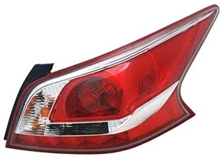 NISSAN ALTIMA 2013-2015 — NON-LED TAIL LAMP RH; 2014-2015