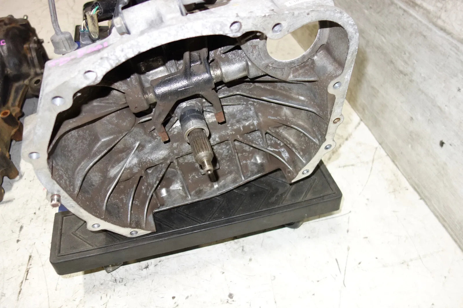 JDM Subaru Impreza WRX Legacy Forester Turbo 5speed AWD Transmission 4.44 Differential Pull Type 1999-2005