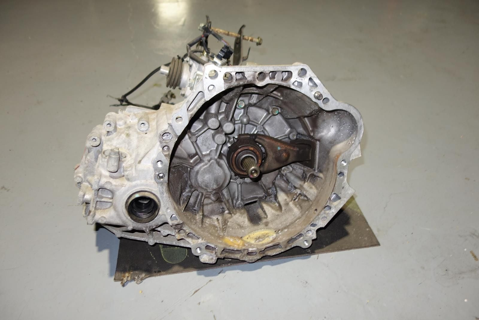 JDM Toyota MR2 MRS Spyder 6-Speed Smt Sequential Lsd Transmission 1zz-fe 2003-2005 MR-2 MR-S