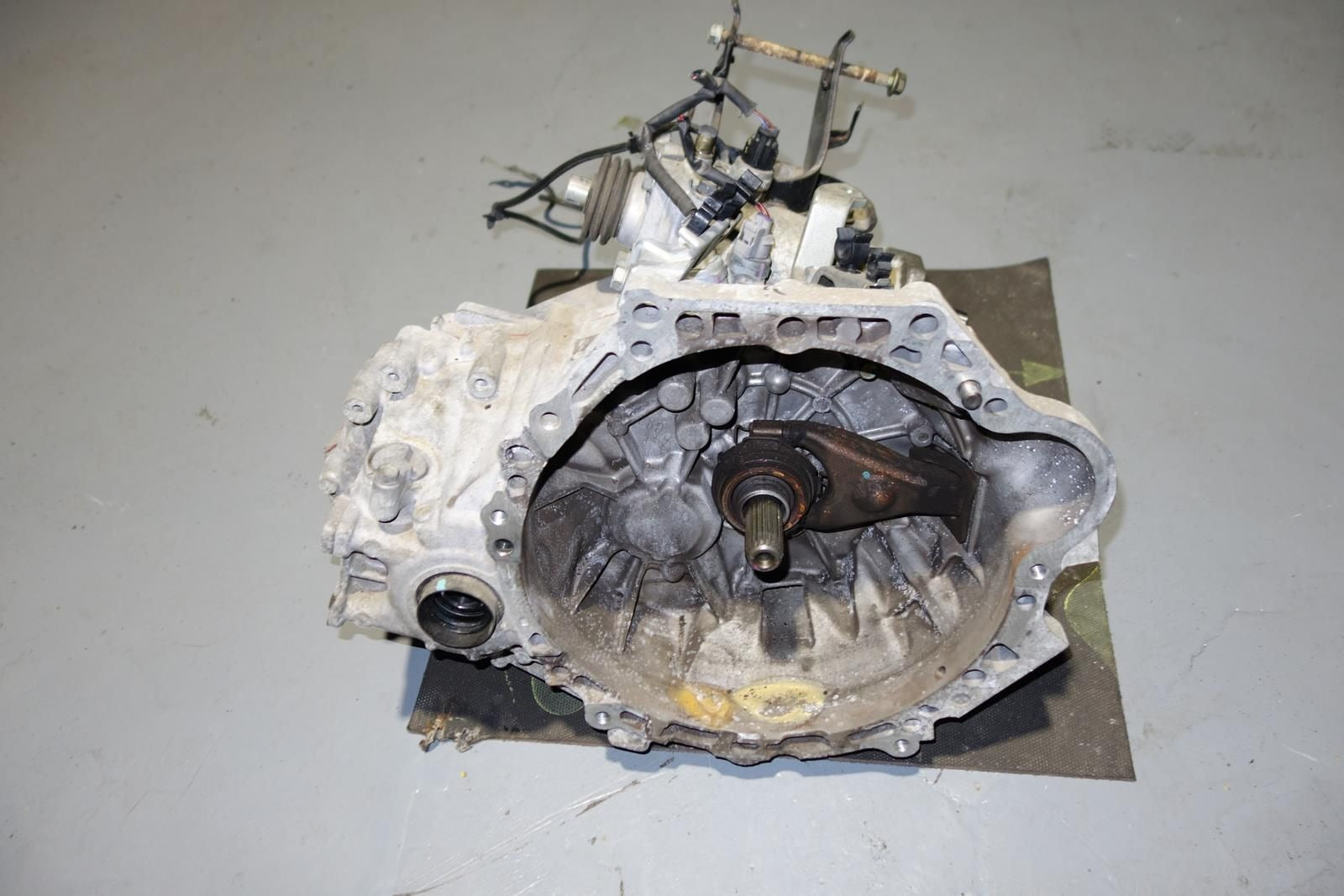 JDM Toyota MR2 MRS Spyder 6-Speed Smt Sequential Lsd Transmission 1zz-fe 2003-2005 MR-2 MR-S