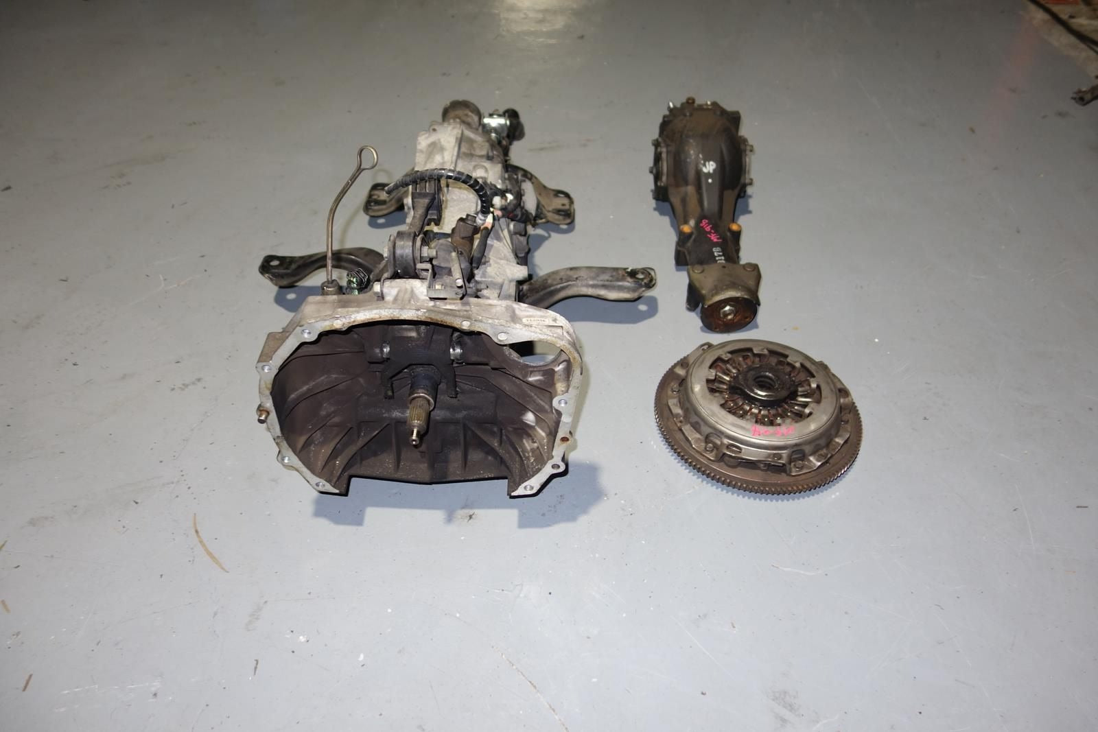 JDM Subaru Impreza WRX Legacy Forester Turbo 5speed AWD Transmission 4.11 Differential Pull Type Axles 1999-2005