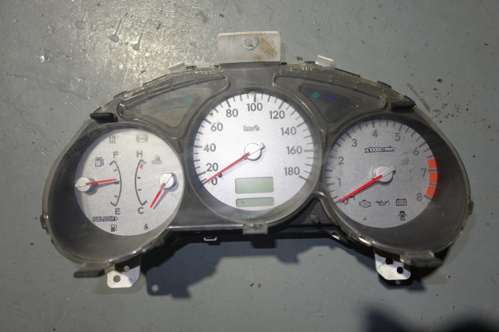 JDM SUBARU FORESTER SG5  MANUAL 5 SPEED GAUGE CLUSTER  SPEEDOMETER 2003-2008