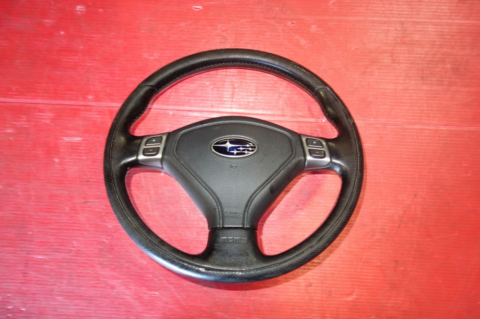 JDM Subaru Forester OEM Momo Leather Steering Wheel & Hub SG5 2003-2008 #6204