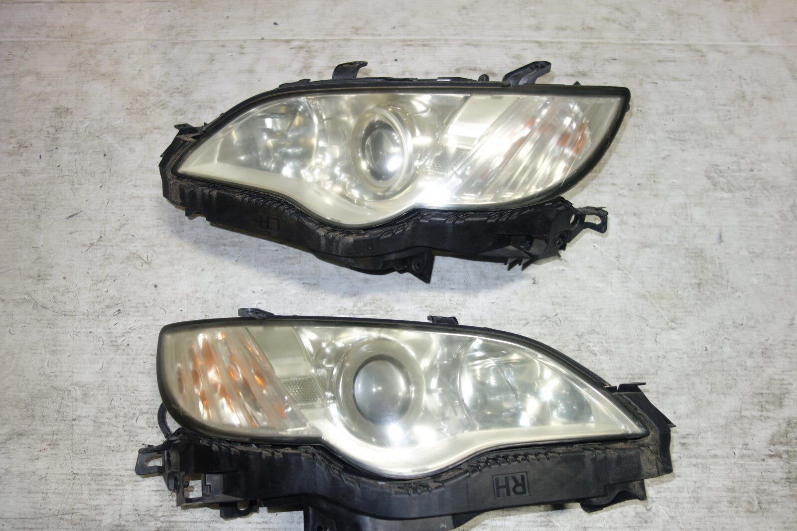 JDM Subaru Legacy Outback Hid Clear Headlights Lamps OEM 2008-2009