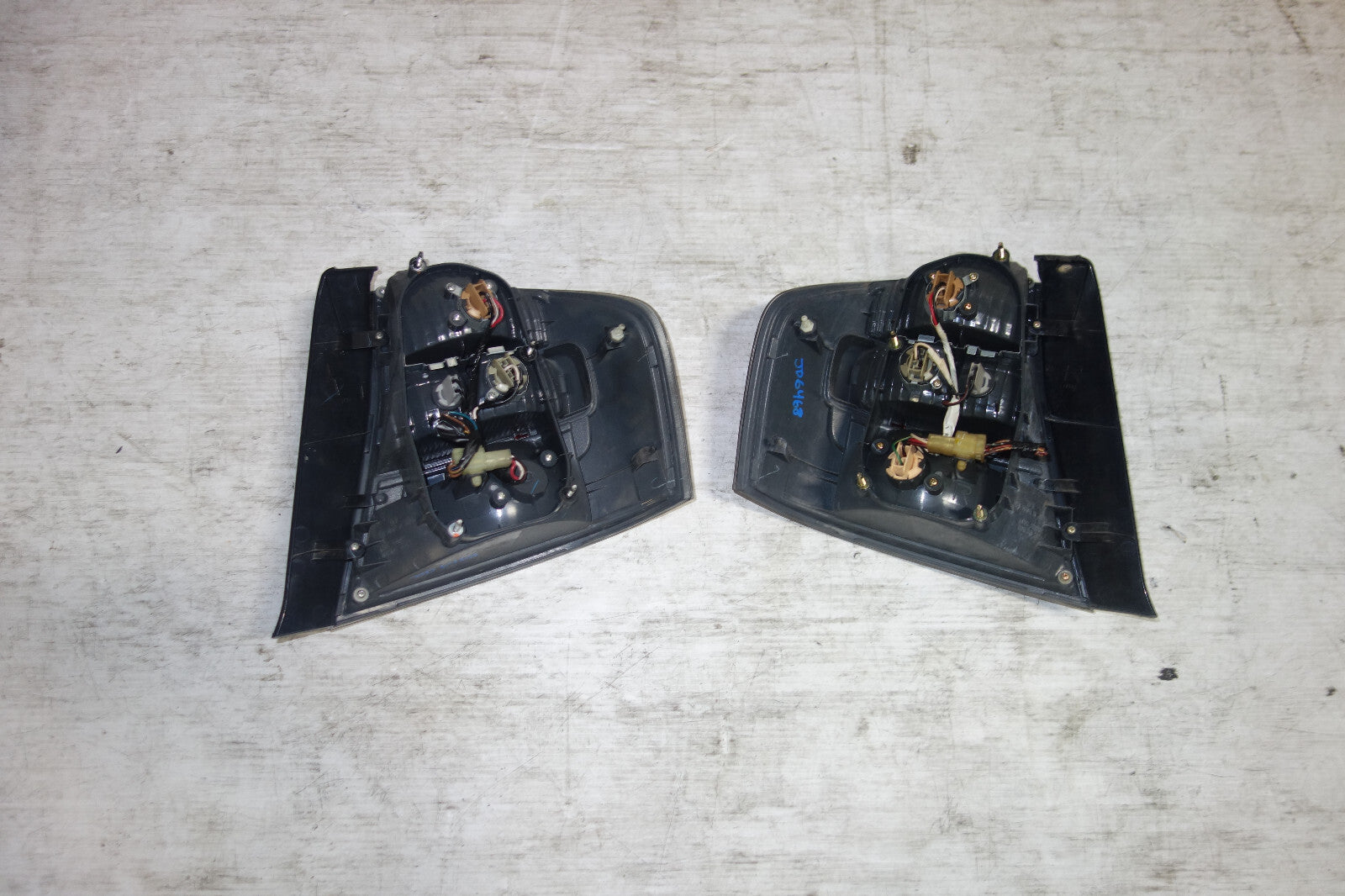 JDM Subaru Legacy OEM Left & Right Tail Lights Lamps Sedan LH RH 2005 2006 2007