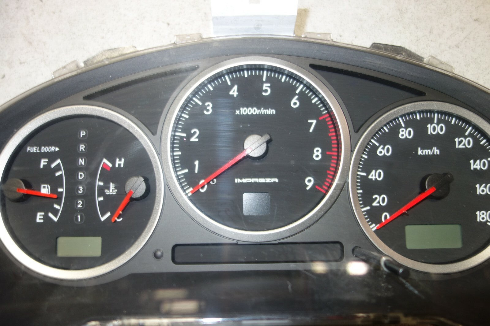 2004-2005 Subaru Impreza Automatic Gauge Cluster Speedometer 180km/h