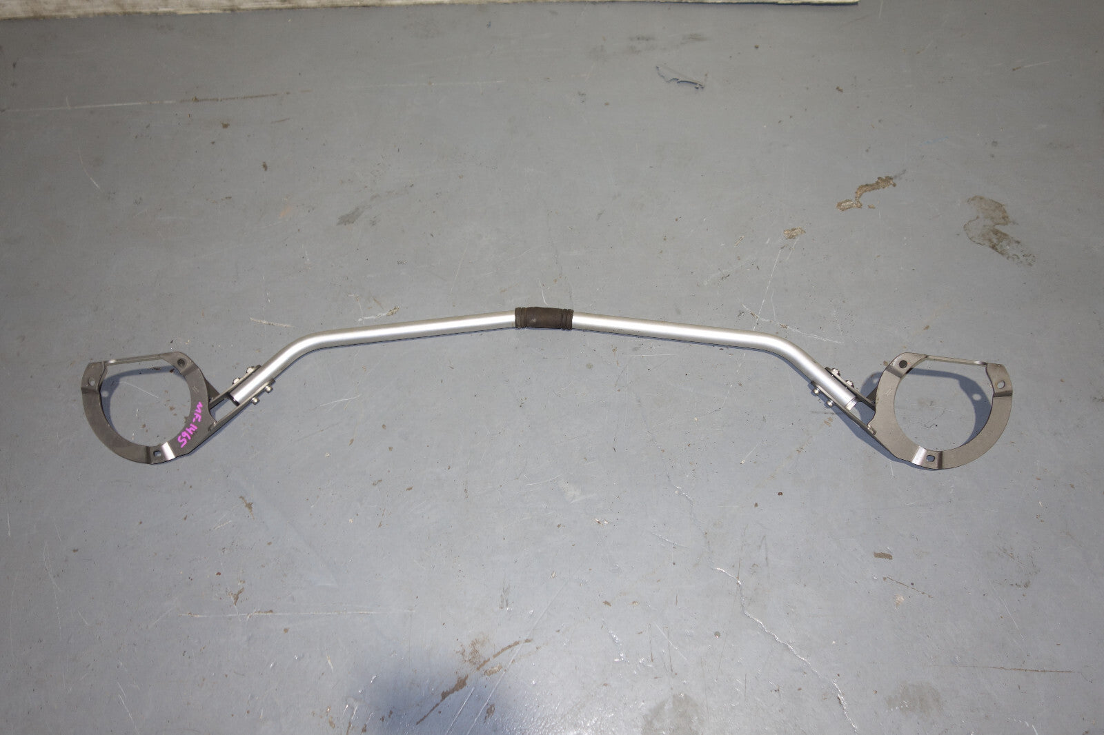 JDM Subaru Legacy /Outback Strut Bar Front Flexible STI 2005 2006 2007 2008 2009