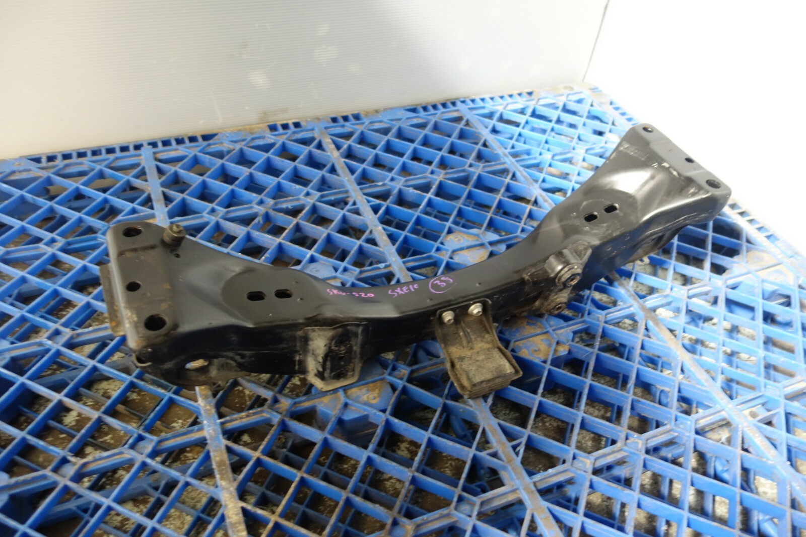 Lexus IS300 OEM Front Subframe Sub Frame Cross Member Cradle SXE10 JDM 2001-2005