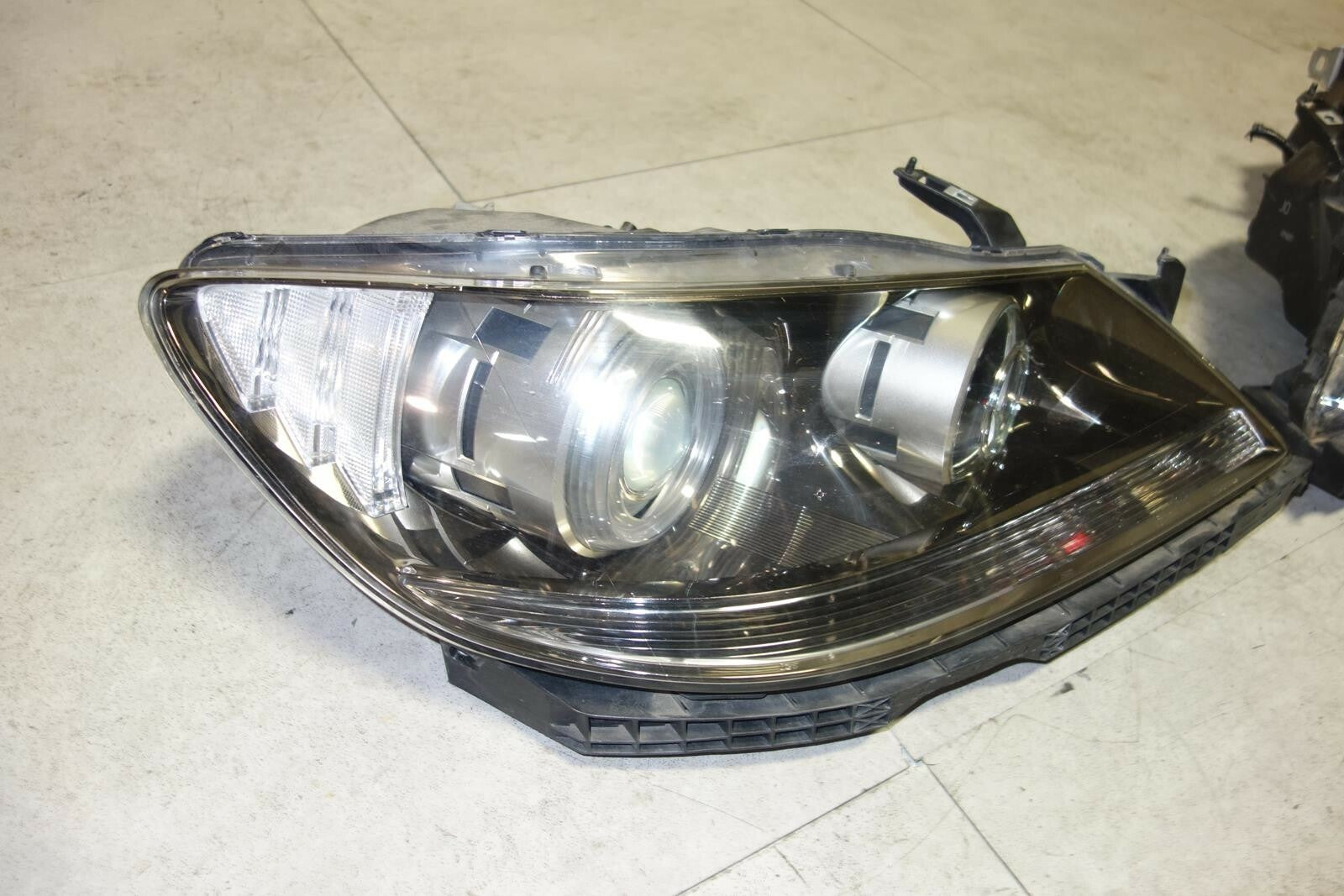 JDM Acura RL OEM Hid Clear Housing Headlights Lamps Head Lights Rare 2005-2008