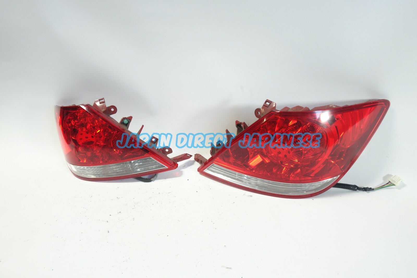 2005-2008 Acura RL Tail Lights Taillights Pair Right & Left KB1