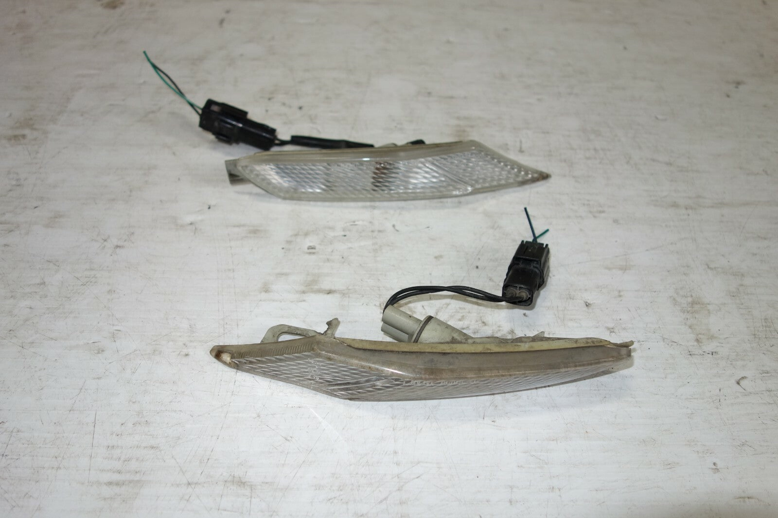 Mazda RX8 RX-8 SE3P OEM Corner Lights Lamps Clear Pair 