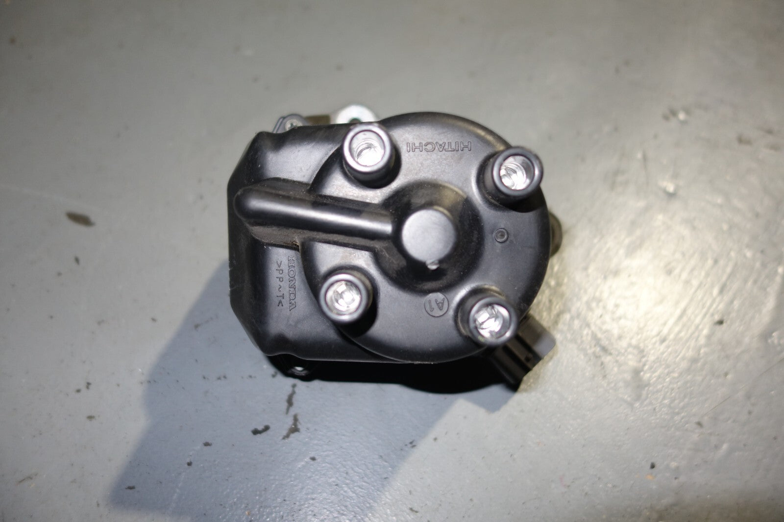 USED IGNITION DISTRIBUTOR HONDA ACCORD OEM 1998-2002 F23A 2.3L VTEC