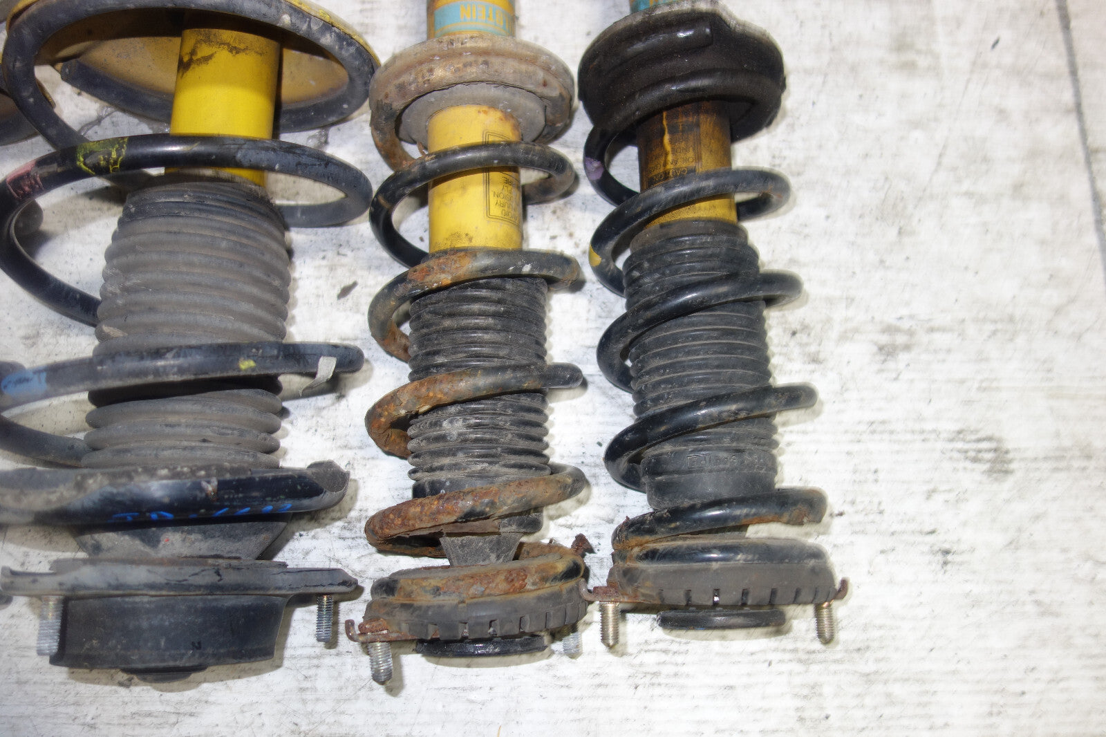JDM Subaru Legacy Bilstein Front Shocks Coil Springs Strut Suspension 1998-2004