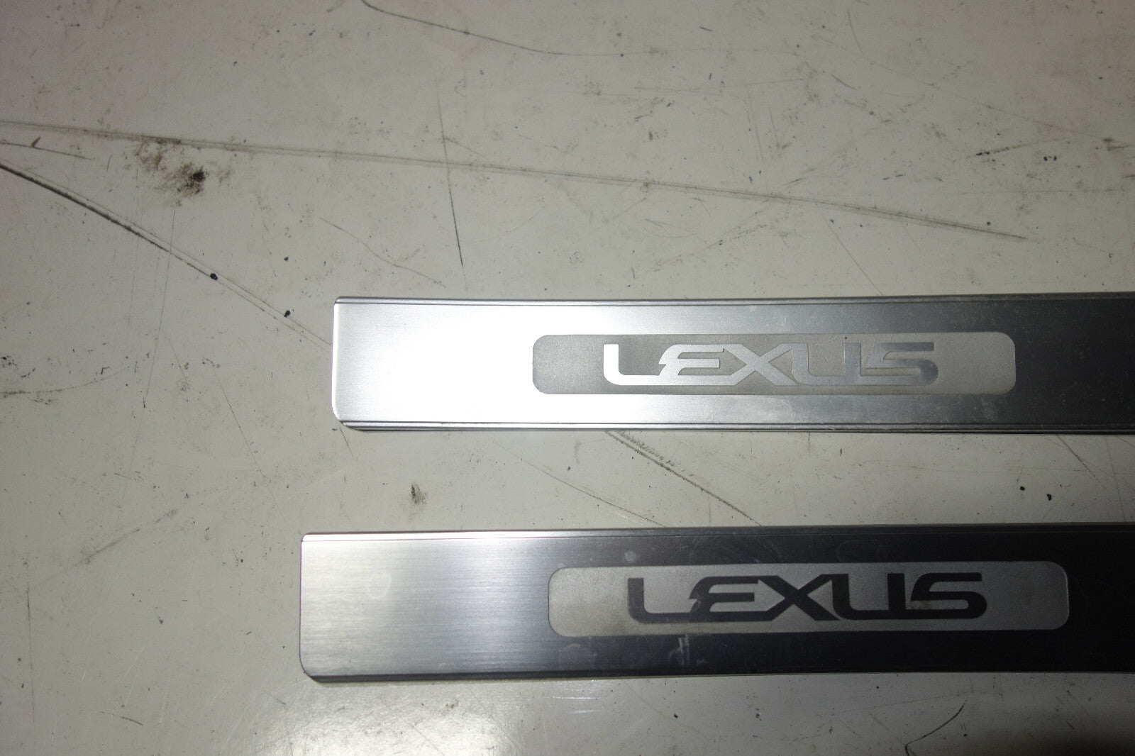 JDM Lexus GS350 GS300 Inner Door Sills Scuff Plates 2006-2011 OEM Japan