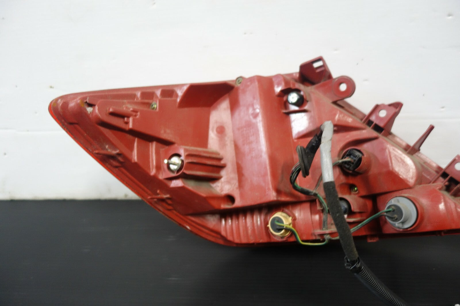 JDM Acura RL Rear Right Side Tail Light Lamp Passenger RH KB1 2005-2008 GENUINE