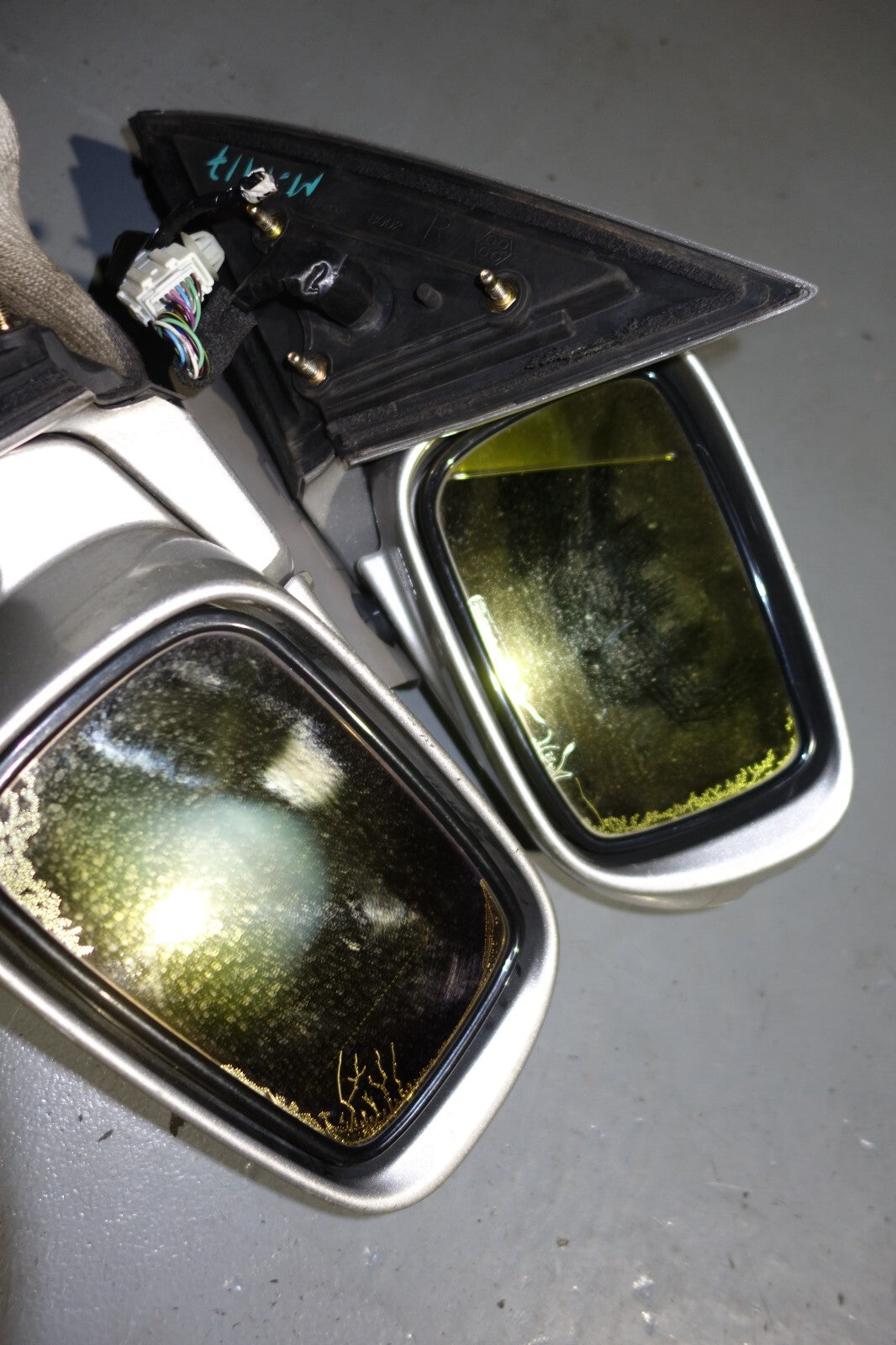 JDM 2005-2008 ACURA RL KB1 OEM POWER FOLDING MIRRORS SWITCH HONDA LEGEND M-1417