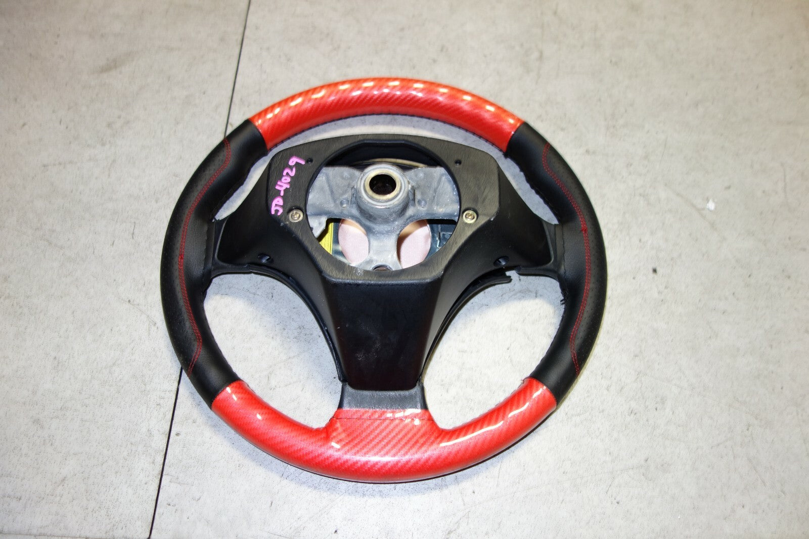 JDM 2000-2005 TOYOTA CELICA  STEERING WHEEL HUB ZZT231 ZZT230 VERY RARE
