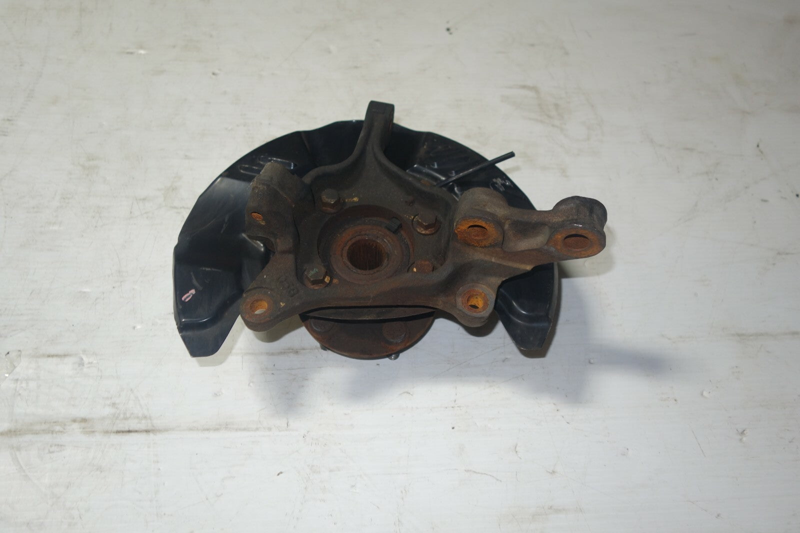 JDM 2013-2014 SUBARU XV GROSSTREK OEM FRONT RIGHT SPINDLE HUB KNUCKLE BEARING