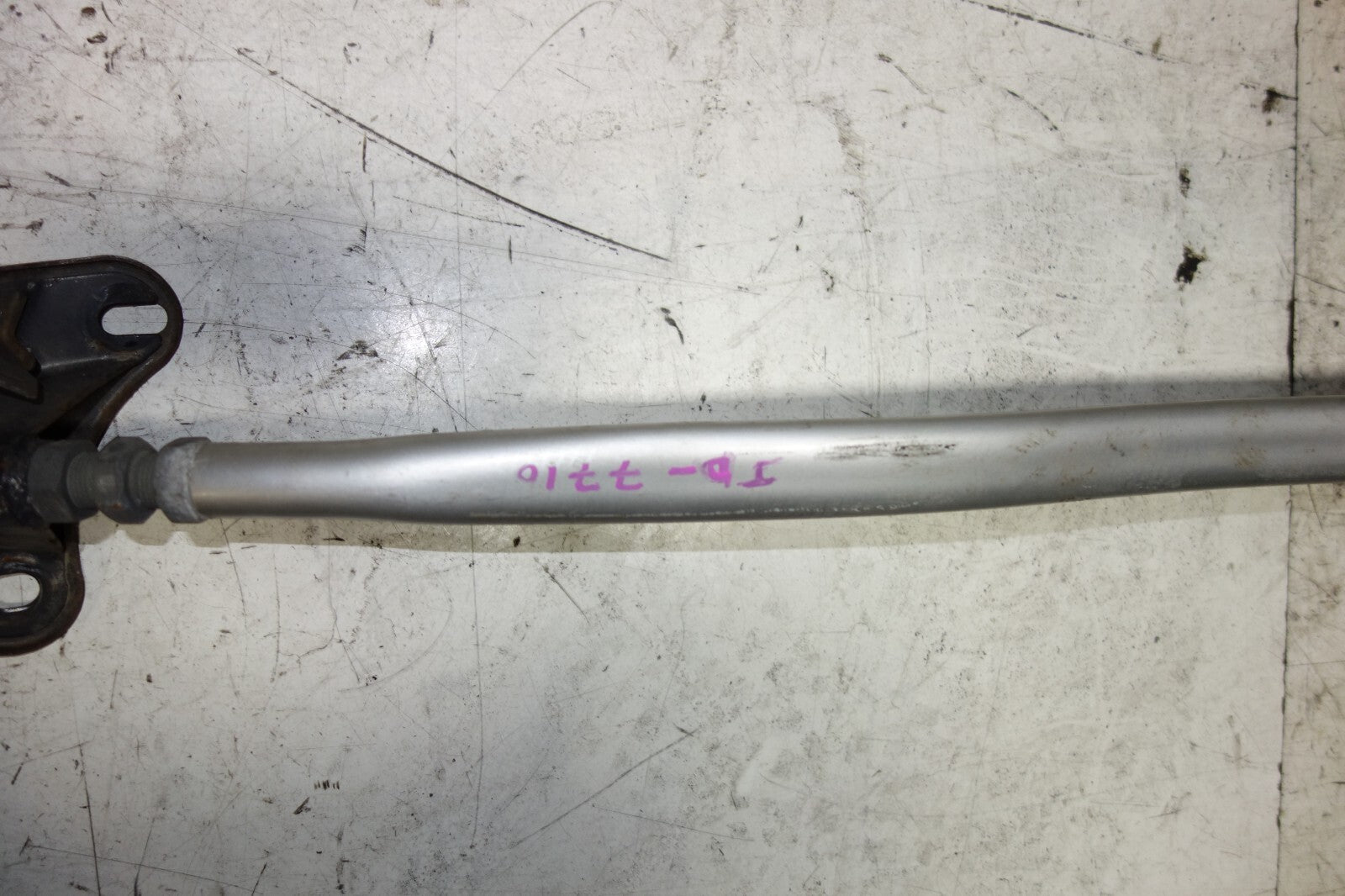 JDM 2003-2009 NISSAN 350Z FRONT ENGINE STRUT TOWER BAR VQ35 2003-2009