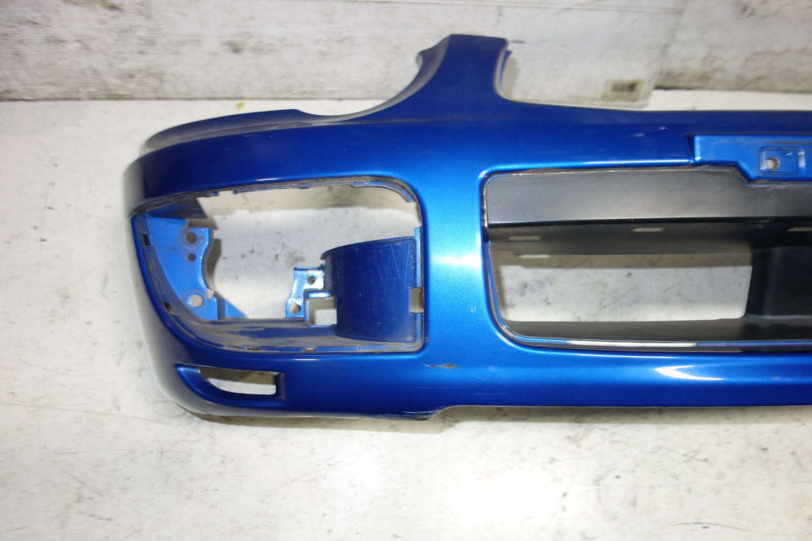 JDM Subaru Impreza WRX Outback Sport Wagon Front Bumper Fog Hole 2004-2005 V8 GG