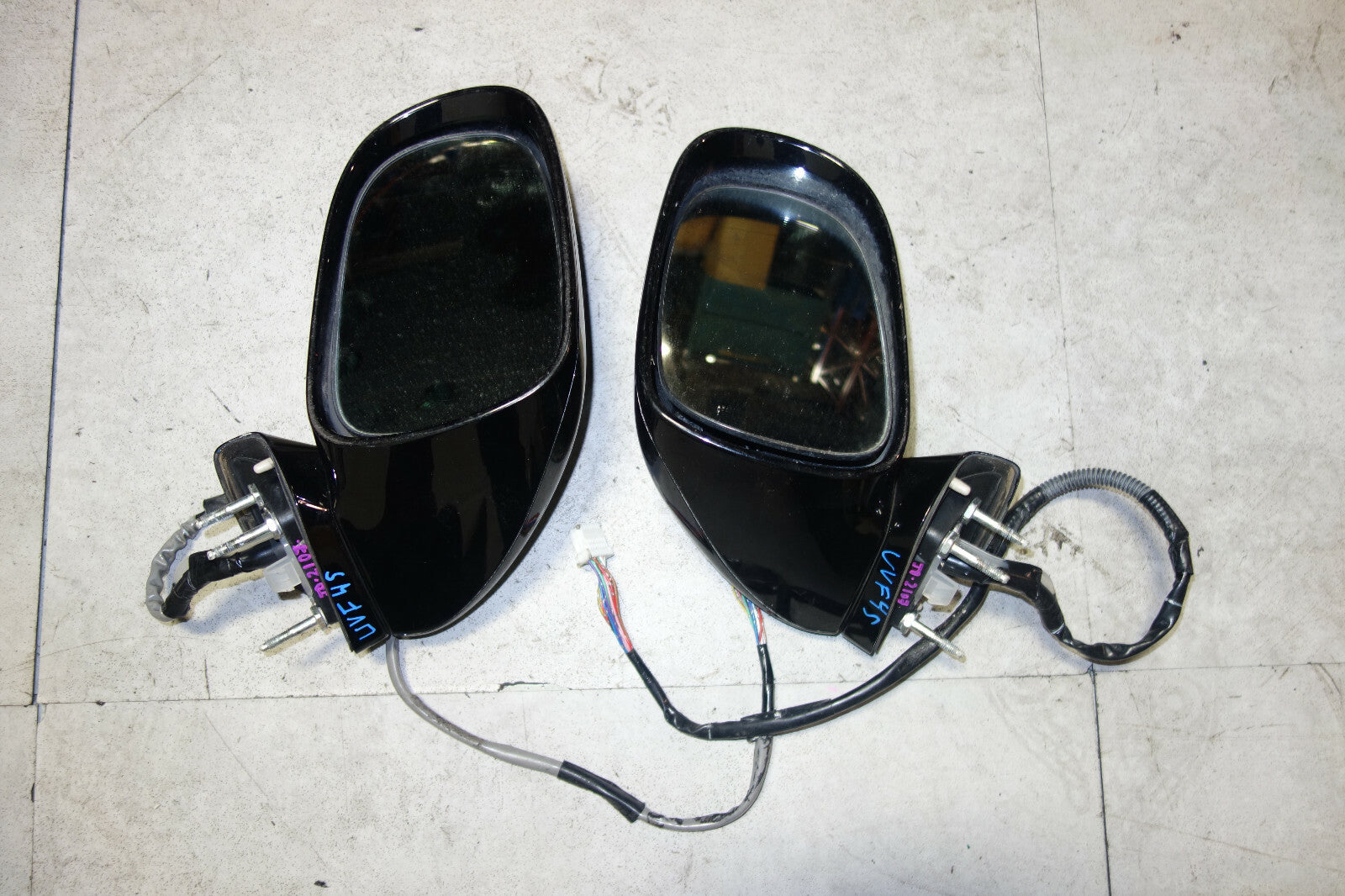 2007 2008 2009 Lexus LS460 Door Side Mirrors 12 wires Pair Left + Right JDM