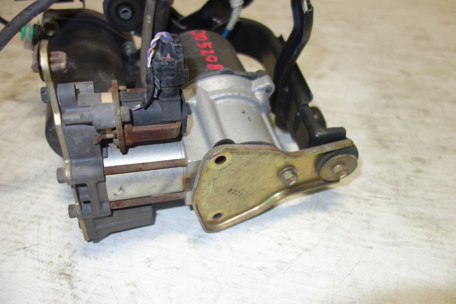 JDM Lexus LS430 Air Suspension Compressor Pump Strut Absorber 2001-2006 OEM