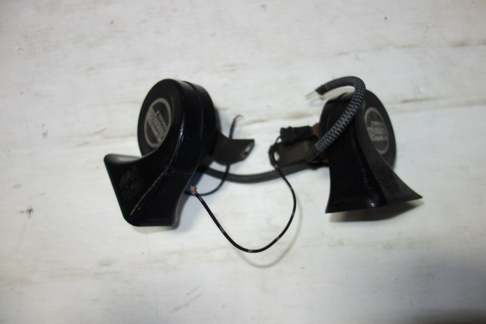 JDM 2000-2003 LEXUS RX300 JHORN POWERD USED OEM HORN 0140154015 RX-300 HORNS