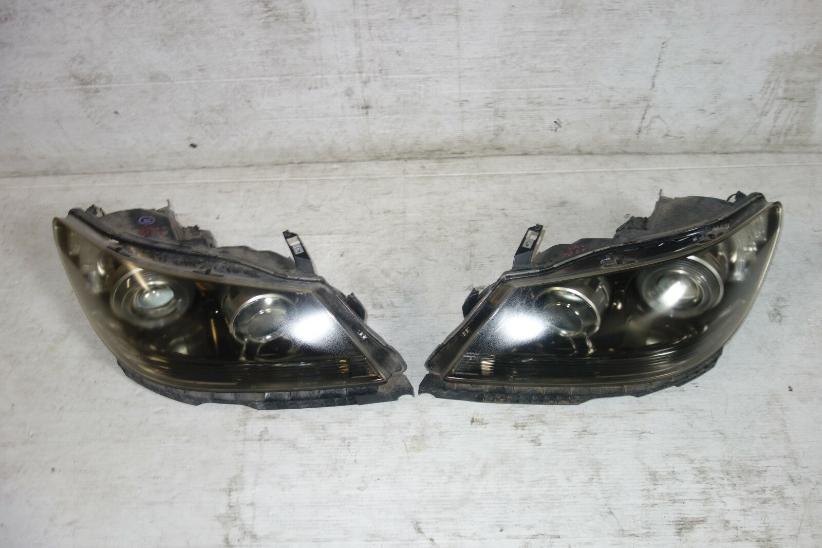 JDM Acura RL OEM HiD Headlights Lamps Head Lights KB1 2005 2006 2007 2008