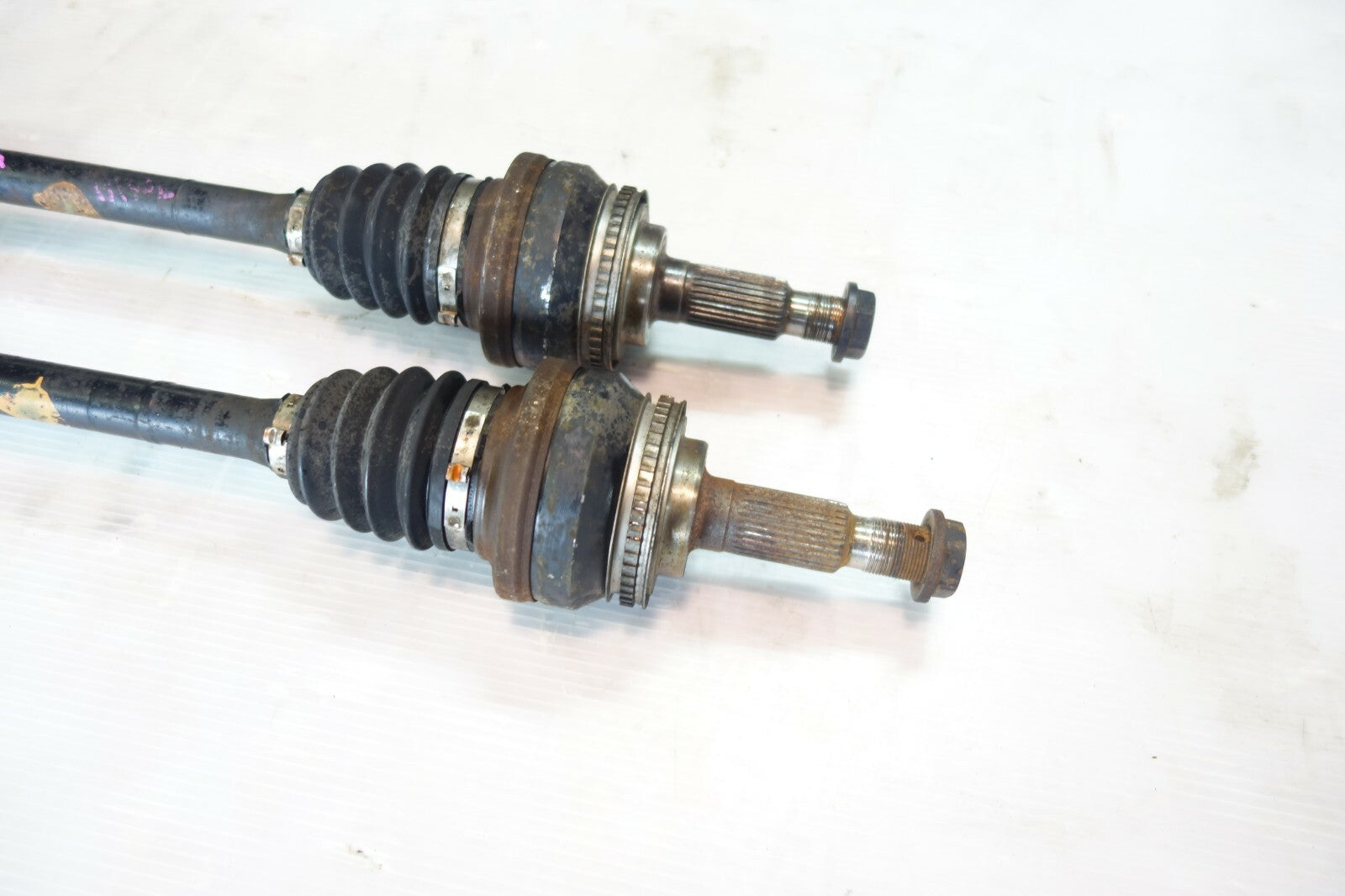 Toyota Aristo / Lexus GS300 GS400 GS430 Rear CV Axles Drive Shaft 2jzgte 98-2005