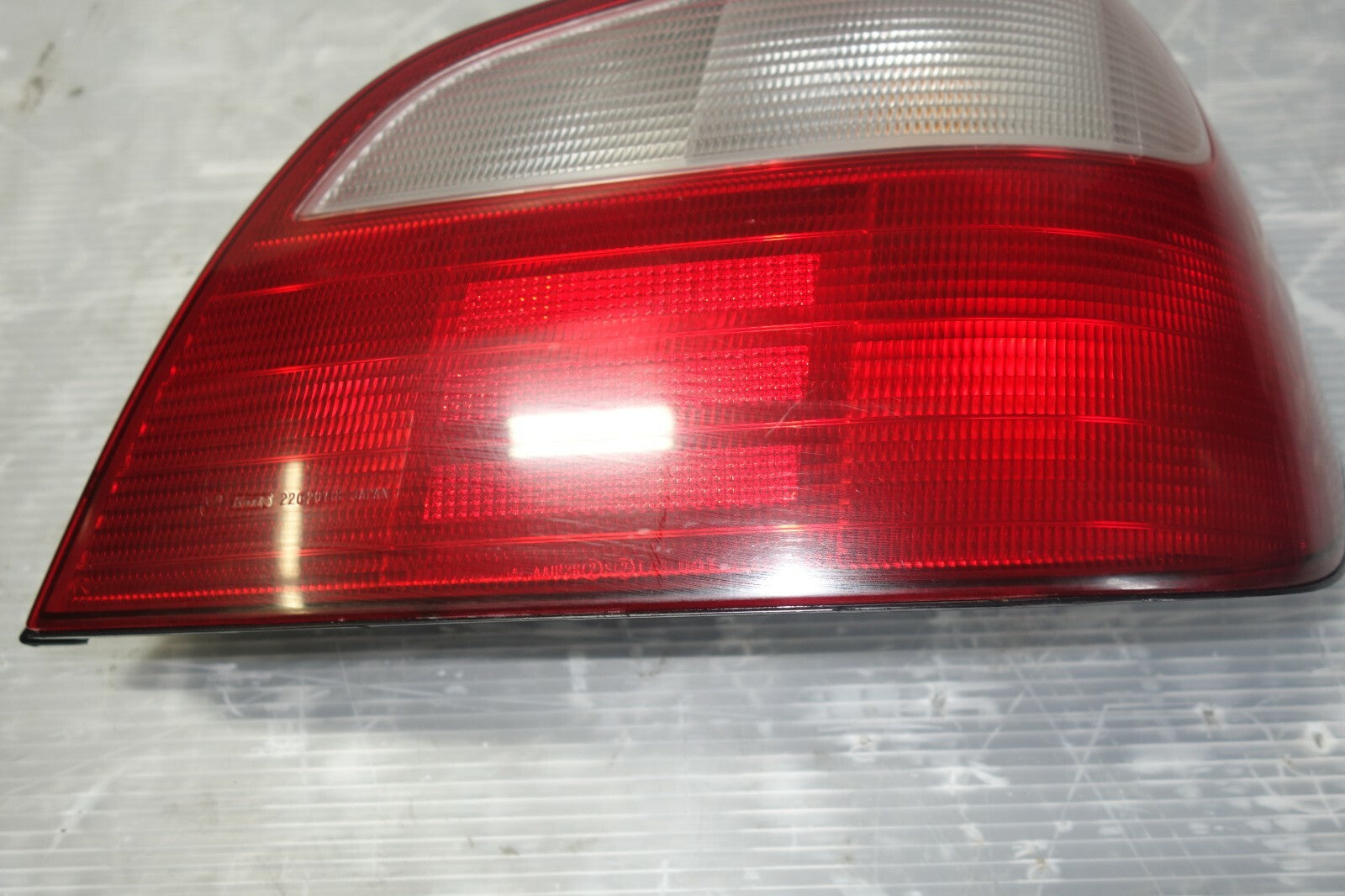 JDM 2002-2003 SUBARU IMPREZA WRX STi V7 OEM TAIL LIGHT TAIL LAMP 4 DOOR SEDAN RH