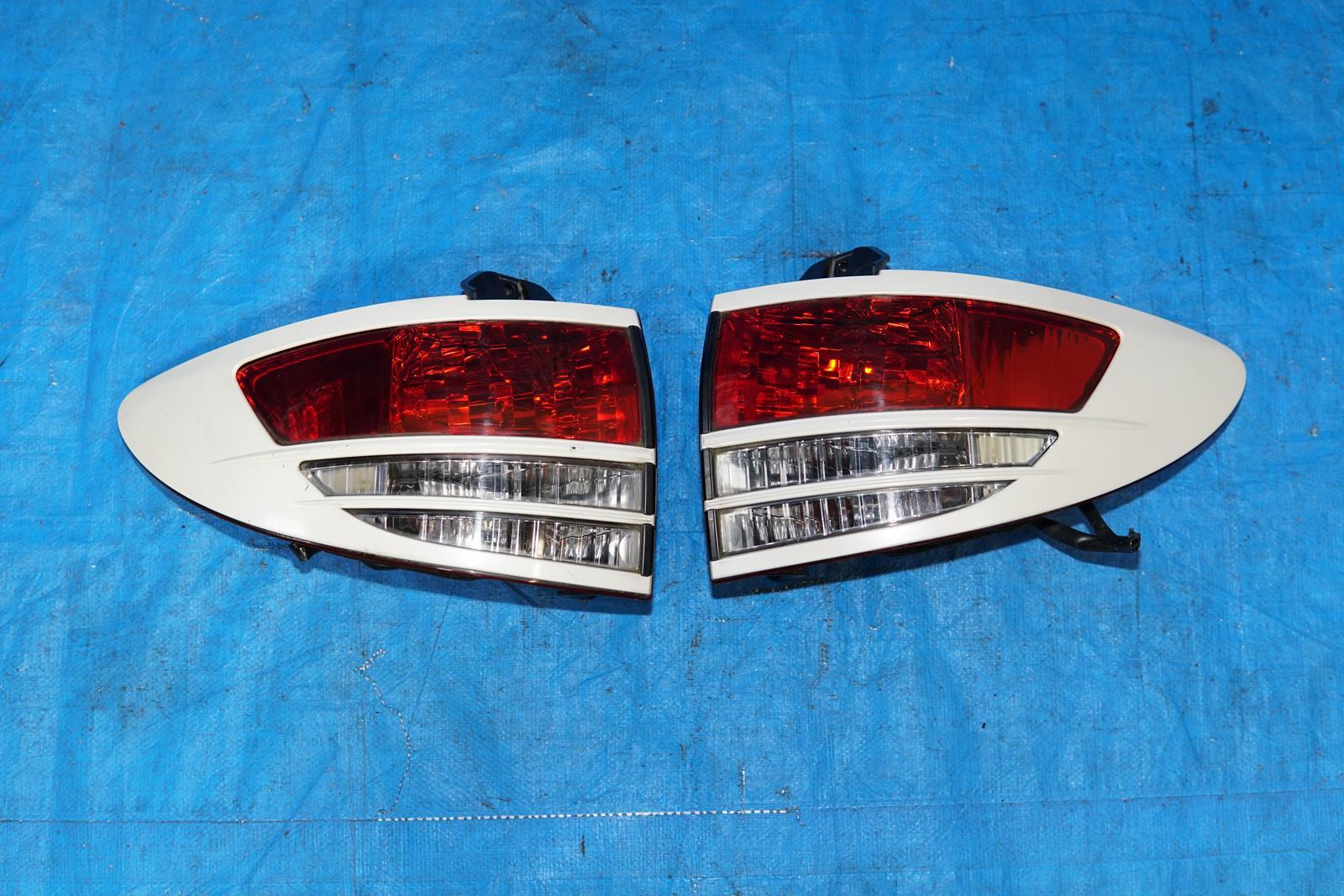 JDM Toyota EstimaTail Lights Outer Tail Lamps OEM
