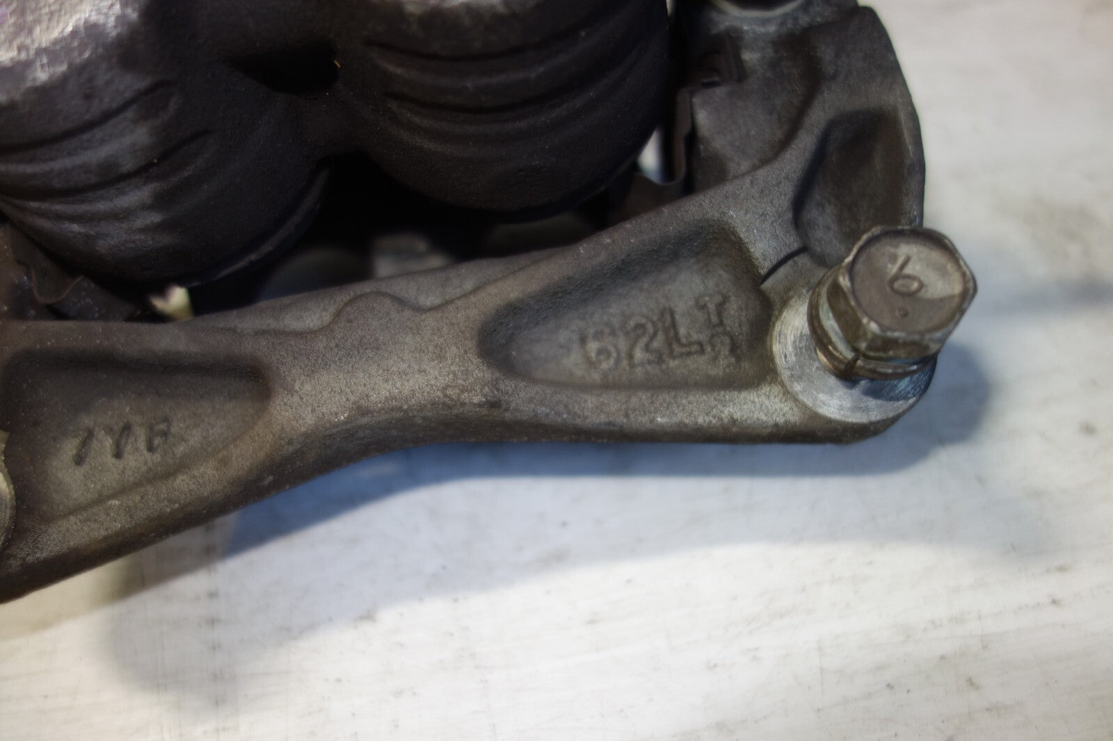 JDM Subaru Legacy Front Left Brake Caliper non-turbo OEM 2005-2009