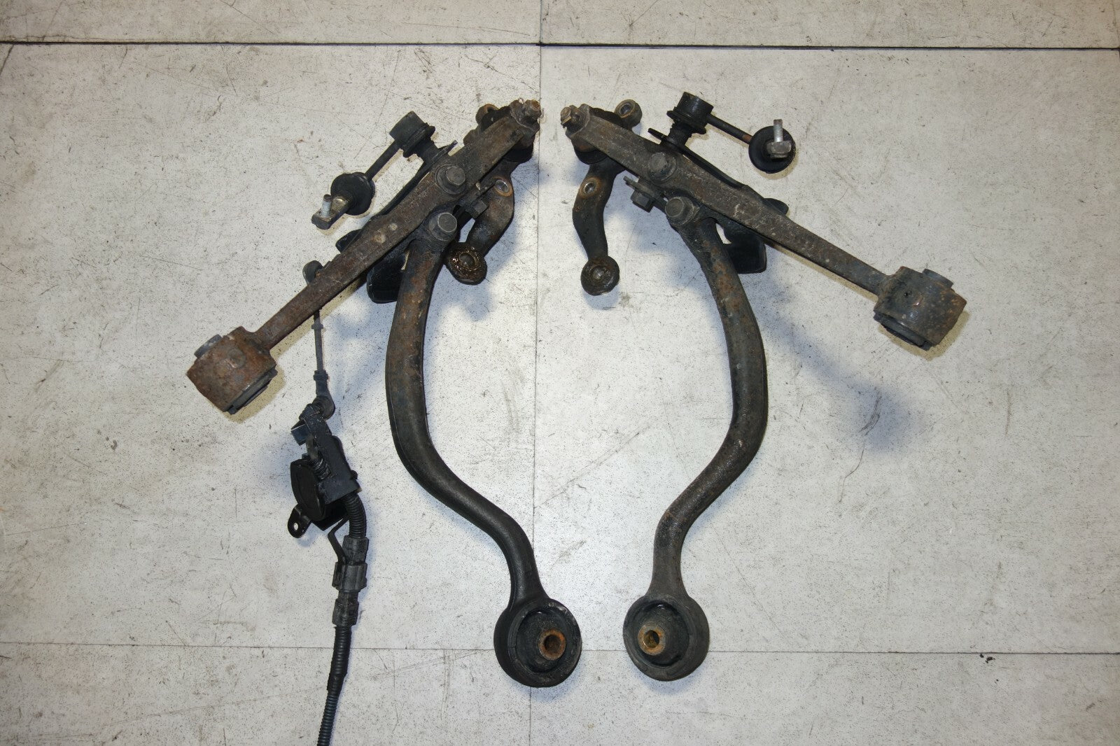 JDM Lexus GS300 GS400 GS430 Front Lower Control Arms Suspension 1998-2005
