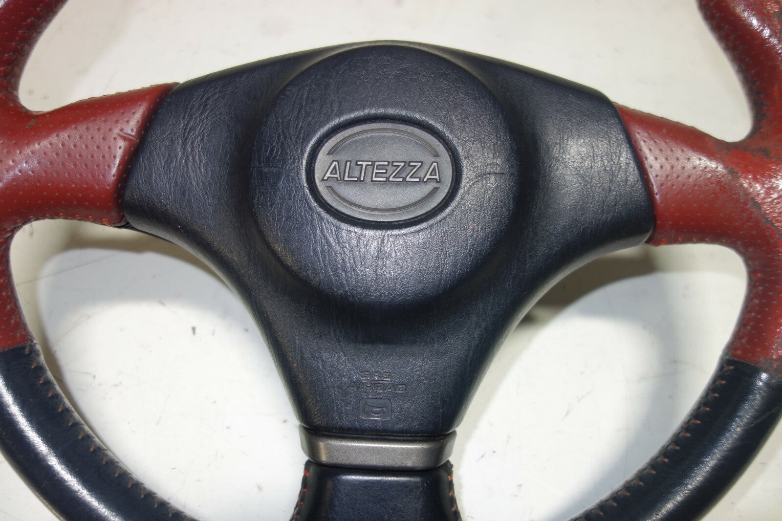 JDM Lexus IS300 / Altezza Steering Wheel Hub SXE10 2001-2005