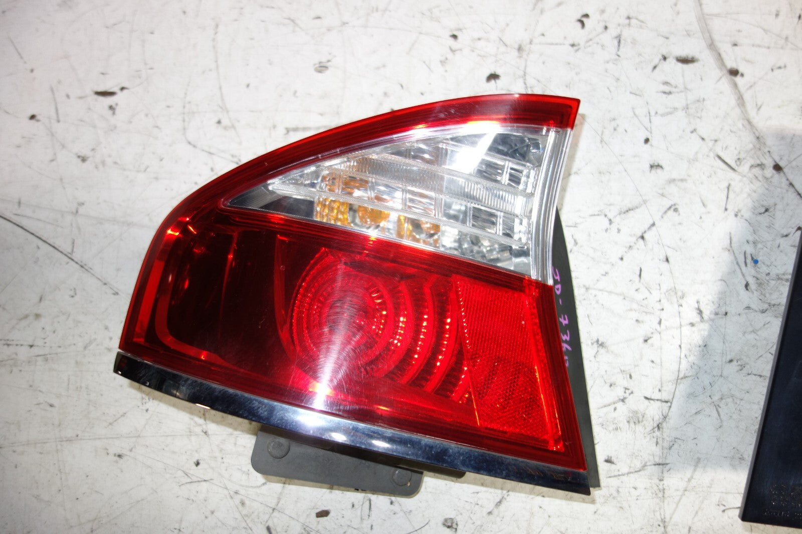 JDM SUBARU LEGACY BL5 OEM USED TAIL LIGHTS  LAMPS 4 DOOR SEDAN 2005-2009