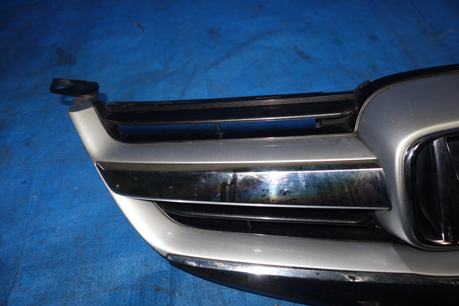 JDM Acura RL Honda Legend KB1 Front Grille Grill 2005-2008 OEM #JPE-6243