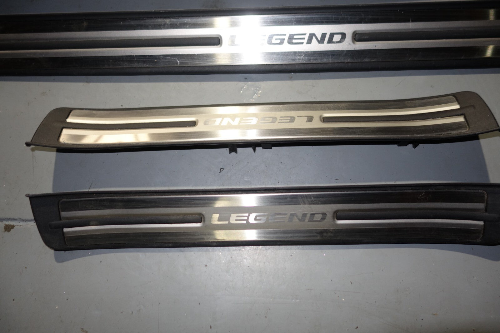 JDM ACURA RL HONDA LEGEND KB1 OEM DOOR SILLS TRIM SCUFF PLATES SIDE STEPS 05-08