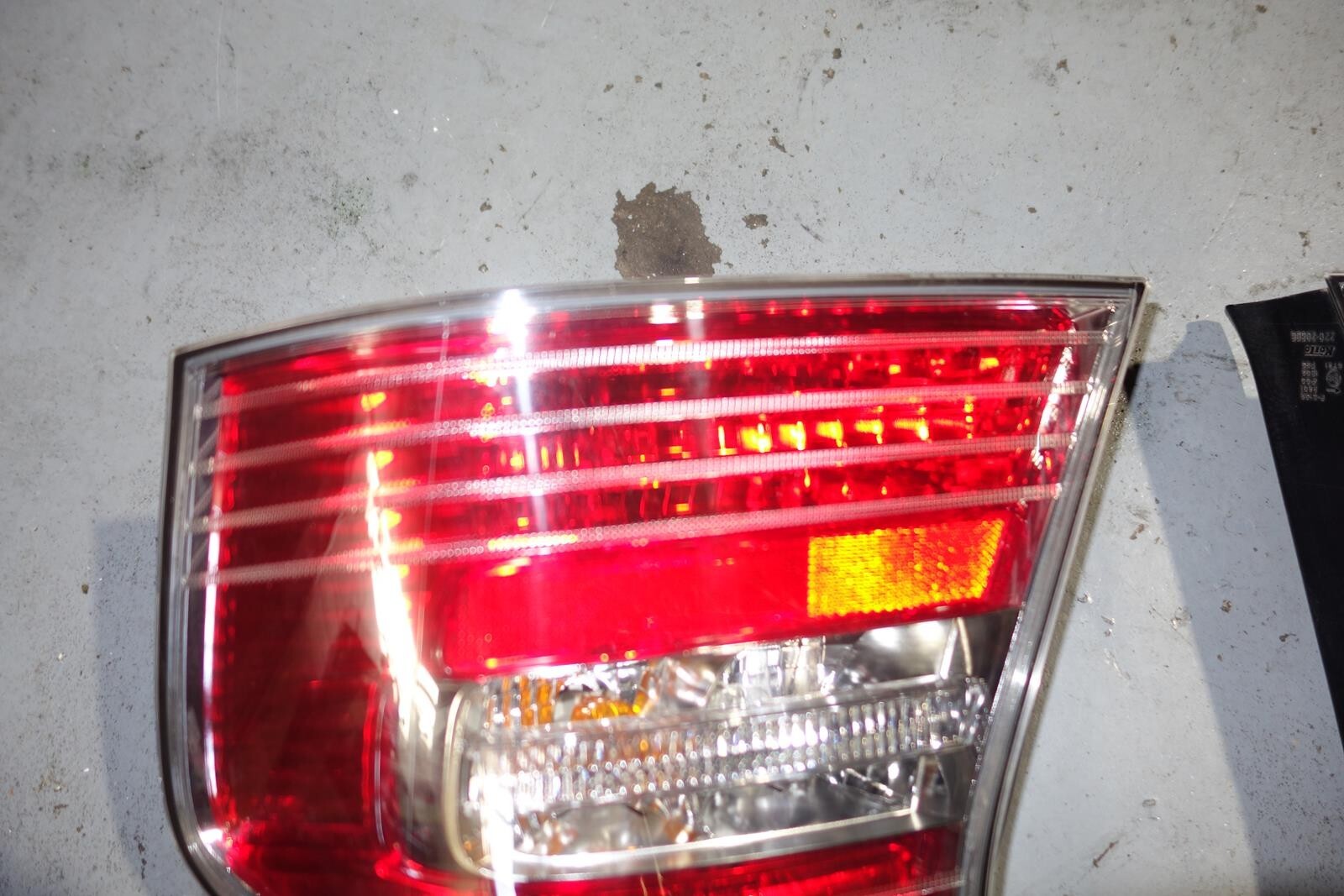 JDM 2005-2007 SUBARU LEGACY SEDAN OEM USED TAIL LIGHTS  LAMPS 4 DOOR SEDAN