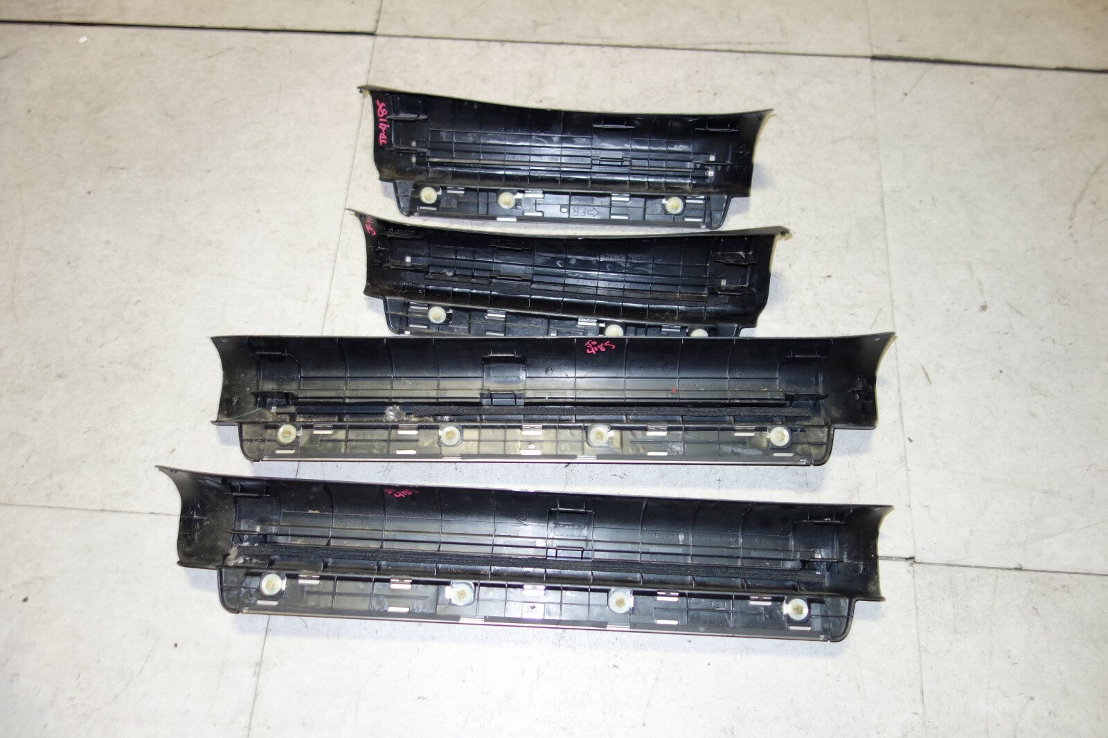JDM LEXUS USF40 GENUINE LS460 OEM DOOR SILLS SCUFF PLATES RARE USF40 2007-2012